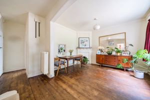 Dining room- click for photo gallery